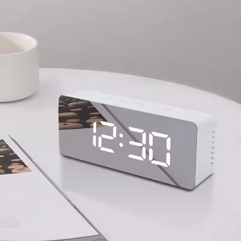 Smart Home Retrofit - 1개 화이트 디지털 시계 LED 미러
